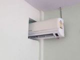 lắp 1 máy lạnh cho 2 phòng?