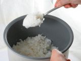 Bảo quản cơm không bị thiu khi để lâu trong mùa nóng