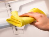 Cách vệ sinh tủ đông nhanh và hiệu quả